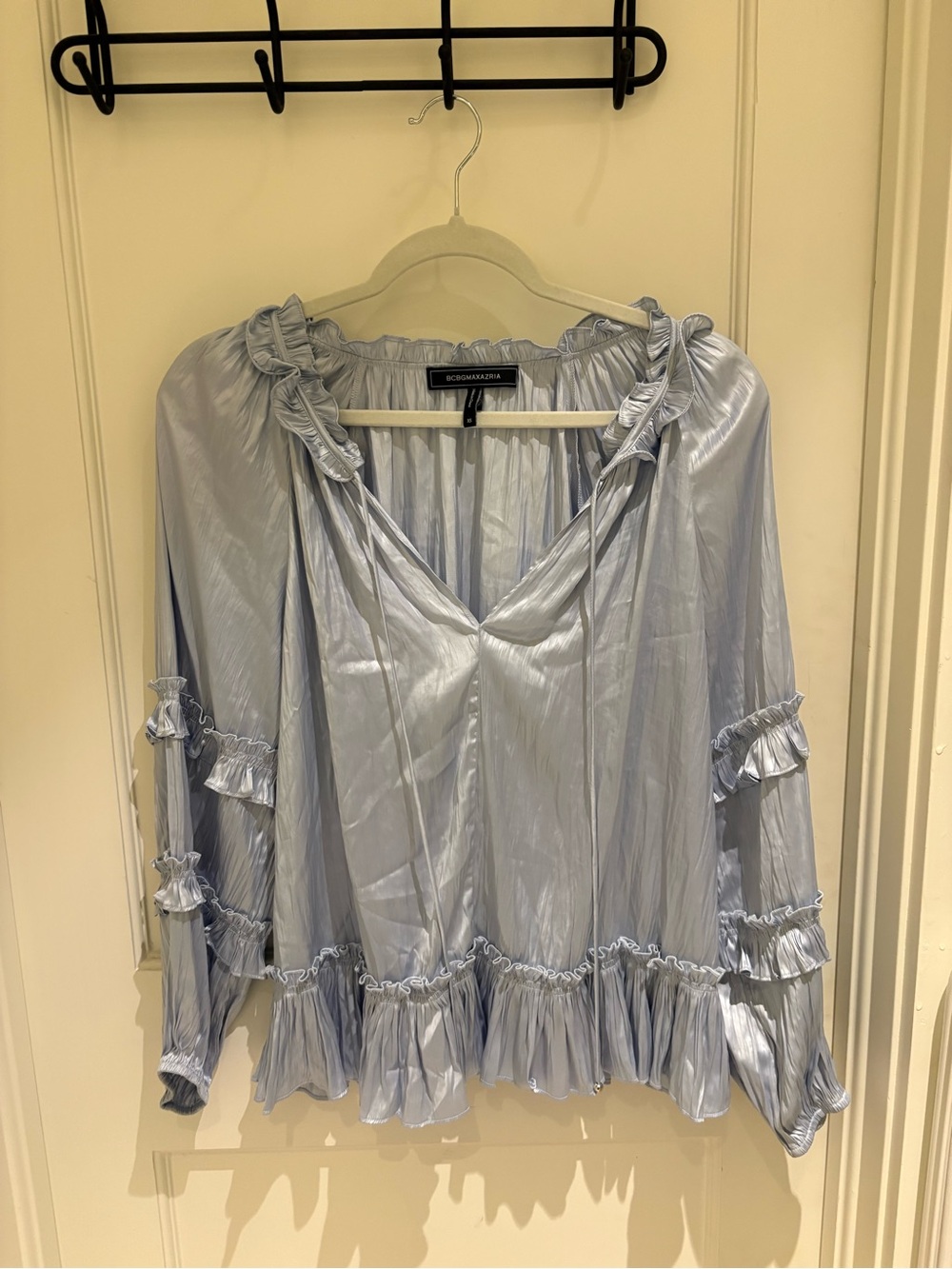 BCBGMAXAZRIA Light Blue Ruffle Peasant Blouse